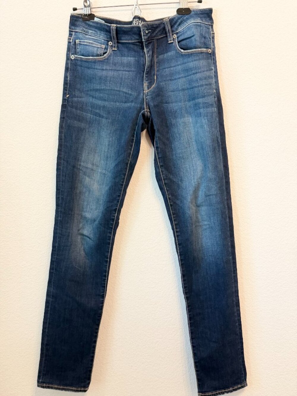 American Eagle Super Stretch Dark Wash Jeans